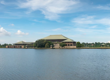 Diyawanna Lake